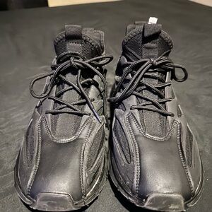 Black Men's Athletic Shoes
